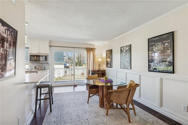 8604 W 84th Street, Overland Park, KS 66212