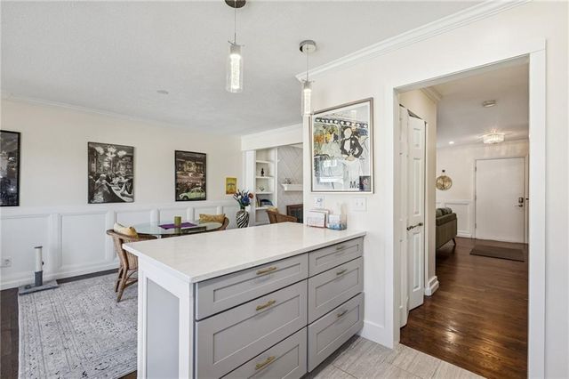 8604 W 84th Street, Overland Park, KS 66212