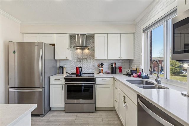 8604 W 84th Street, Overland Park, KS 66212