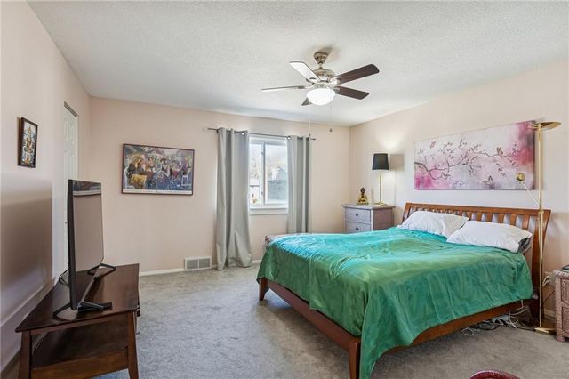 8604 W 84th Street, Overland Park, KS 66212