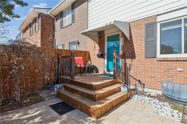 8604 W 84th Street, Overland Park, KS 66212