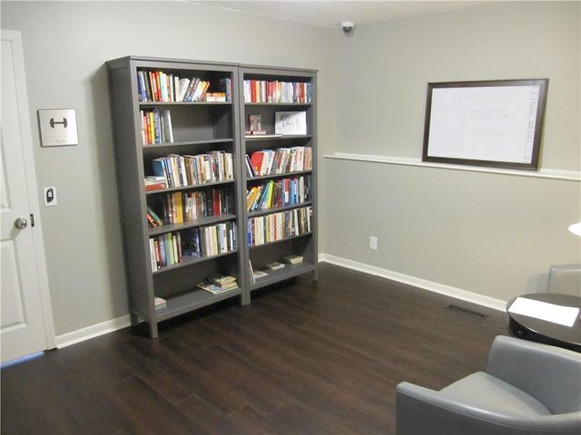 8604 W 84th Street, Overland Park, KS 66212