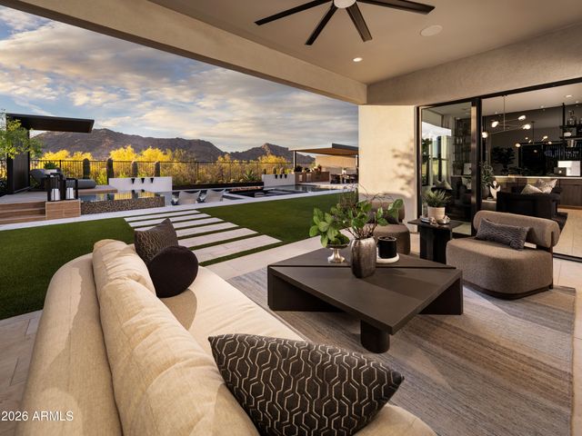 31380 N CROWN KING Lane, Queen Creek, AZ 85144