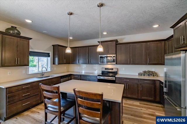 712 Willowbrook Dr, Philomath, OR 97370