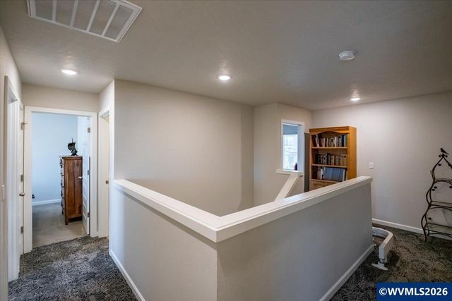 712 Willowbrook Dr, Philomath, OR 97370