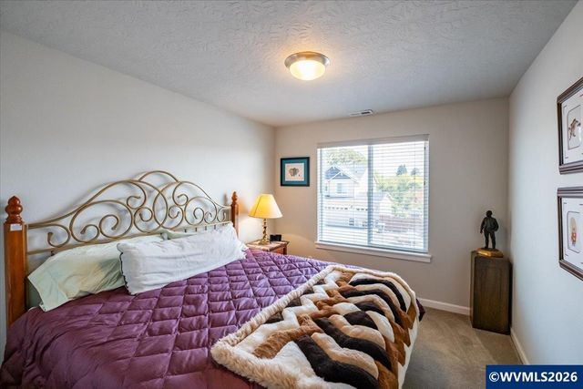 712 Willowbrook Dr, Philomath, OR 97370