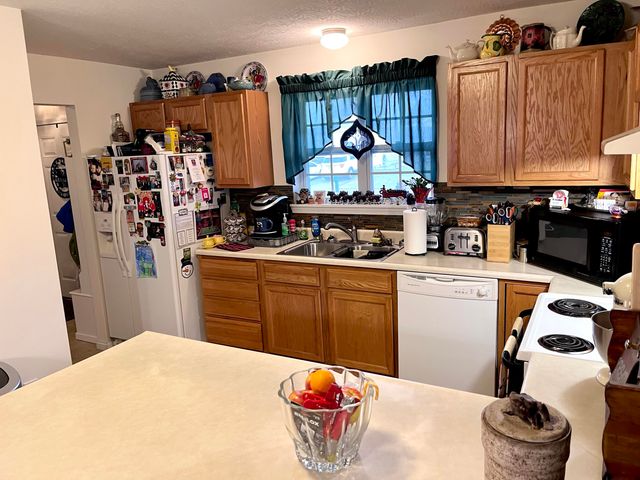 6547 Oak Crest Drive, Burlington, KY 41005