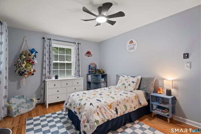 15 Blueberry Lane, Burlington, CT 06013
