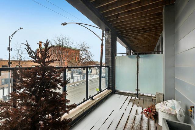 469 N Paulina Street 201, Chicago, IL 60622