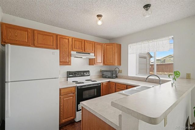 1110 S Waco Street E, Aurora, CO 80017