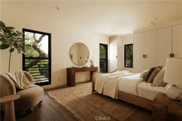 12162 Laurel Terrace Drive, Studio City, CA 91604