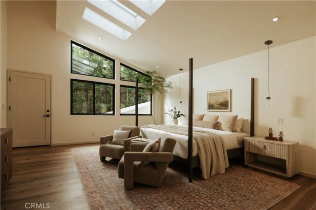 12162 Laurel Terrace Drive, Studio City, CA 91604