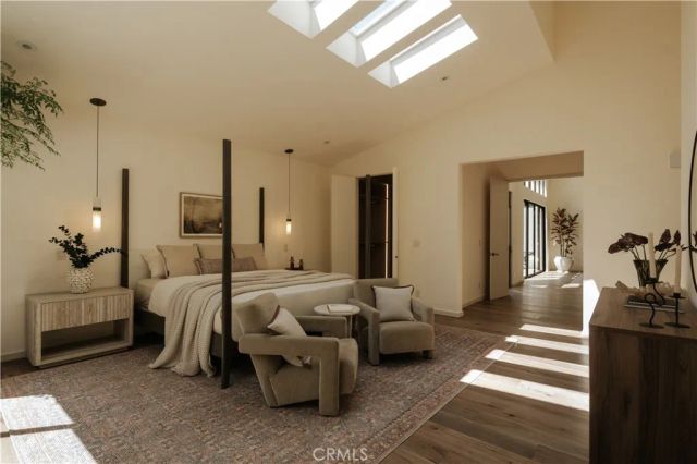 12162 Laurel Terrace Drive, Studio City, CA 91604