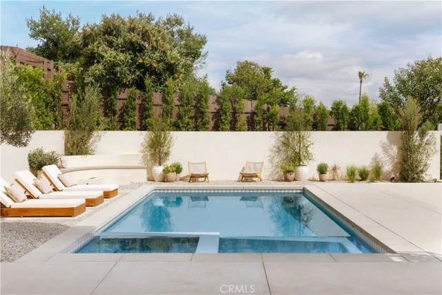 12162 Laurel Terrace Drive, Studio City, CA 91604