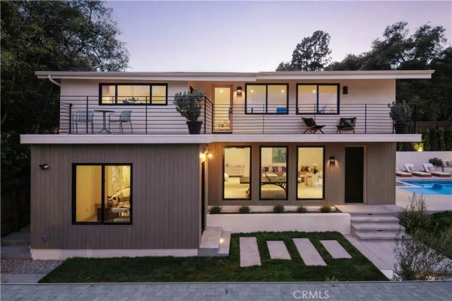 12162 Laurel Terrace Drive, Studio City, CA 91604