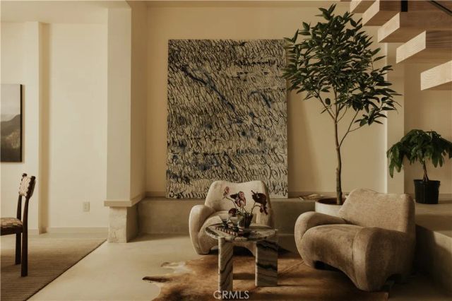 12162 Laurel Terrace Drive, Studio City, CA 91604