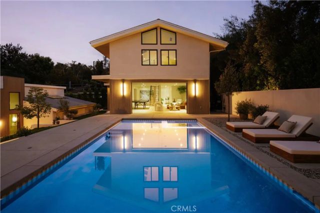 12162 Laurel Terrace Drive, Studio City, CA 91604
