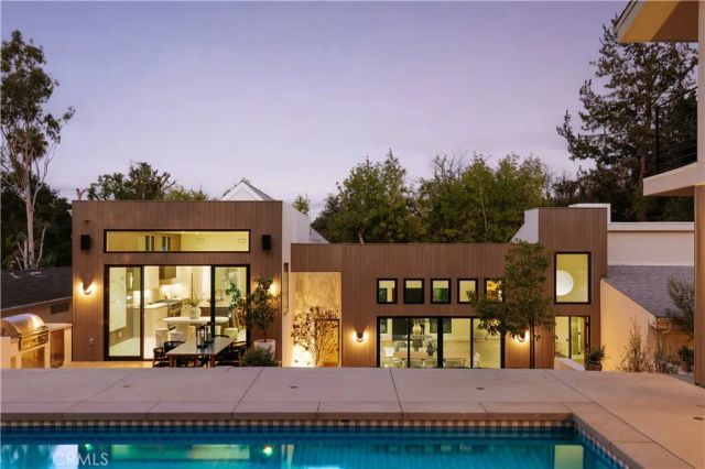 12162 Laurel Terrace Drive, Studio City, CA 91604