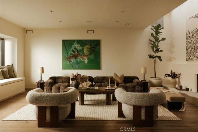 12162 Laurel Terrace Drive, Studio City, CA 91604