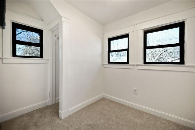 1333 E 81st Street, Kansas City, MO 64131