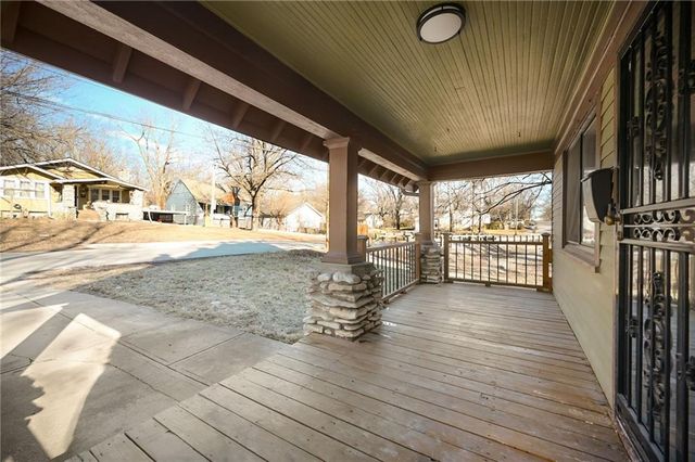 1333 E 81st Street, Kansas City, MO 64131