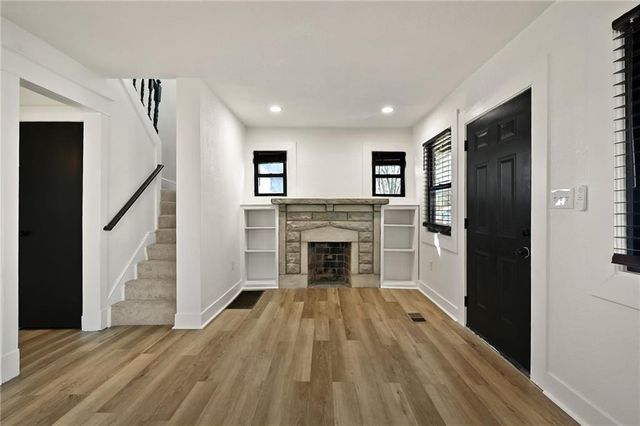 1333 E 81st Street, Kansas City, MO 64131