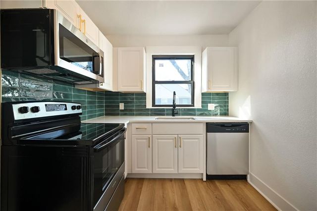 1333 E 81st Street, Kansas City, MO 64131