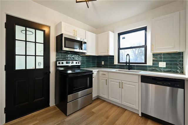 1333 E 81st Street, Kansas City, MO 64131