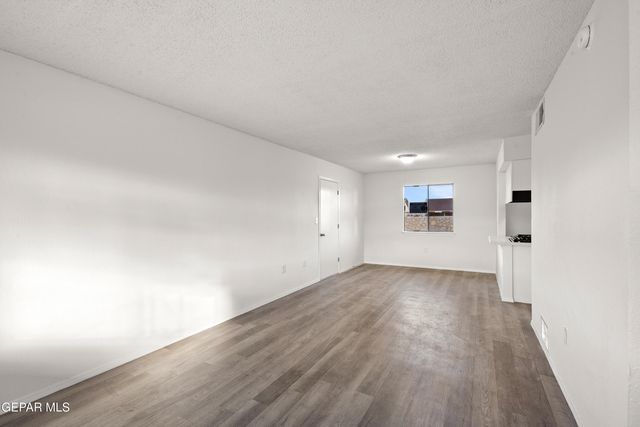 10708 AQUAMARINE Street, El Paso, TX 79924