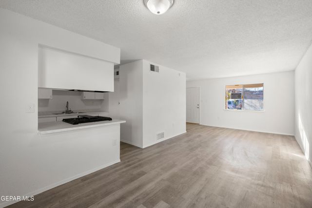 10708 AQUAMARINE Street, El Paso, TX 79924