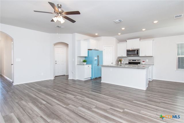 2353 Aylesbury Drive, Copperas Cove, TX 76522