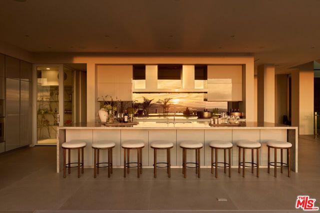 1615 Blue Jay Way, West Hollywood, CA 90069