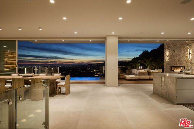 1615 Blue Jay Way, West Hollywood, CA 90069