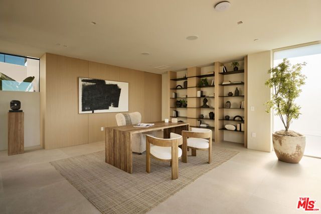 1615 Blue Jay Way, West Hollywood, CA 90069