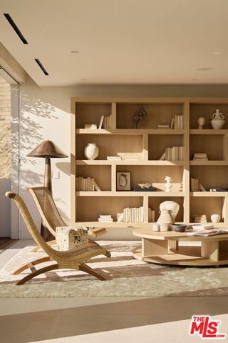 1615 Blue Jay Way, West Hollywood, CA 90069