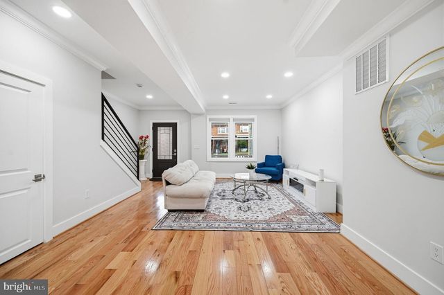 4902 4TH ST NW, Washington, DC 20011