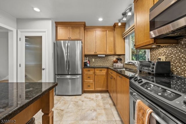 2689 Sky Top Dr, Scotch Plains Twp., NJ 07076