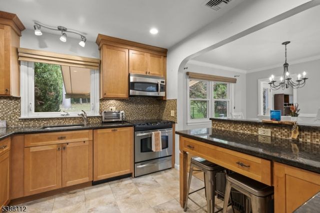 2689 Sky Top Dr, Scotch Plains Twp., NJ 07076