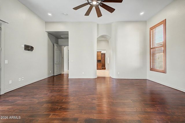 1705 W MOODY Trail, Phoenix, AZ 85041