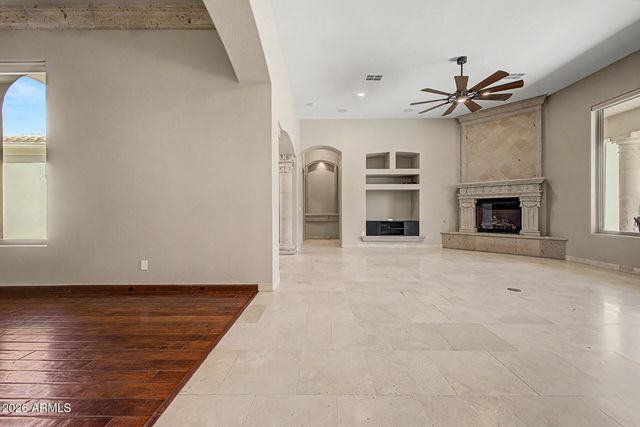 1705 W MOODY Trail, Phoenix, AZ 85041