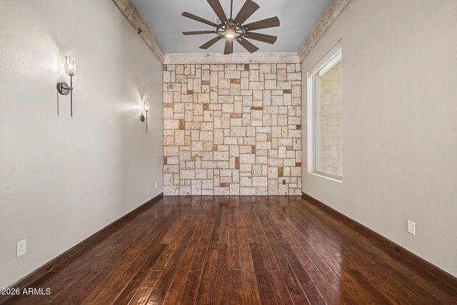 1705 W MOODY Trail, Phoenix, AZ 85041
