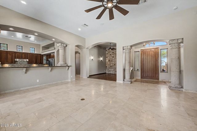 1705 W MOODY Trail, Phoenix, AZ 85041