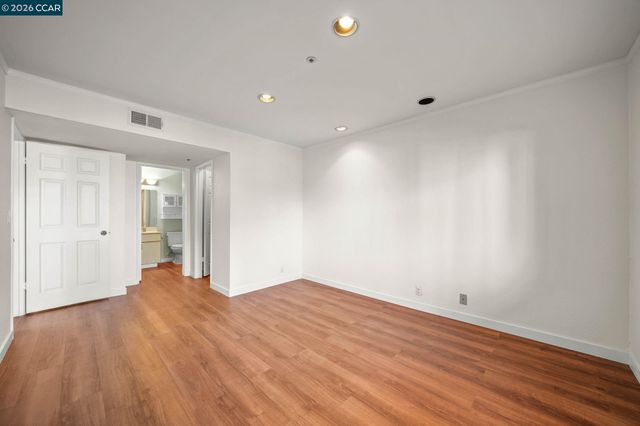 1430 Bel Air Dr 103, Concord, CA 94521