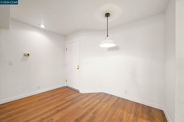 1430 Bel Air Dr 103, Concord, CA 94521