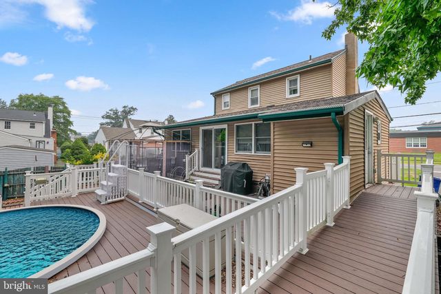 514 CUTLER AVE, Maple Shade, NJ 08052