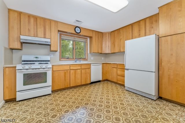 456 Bayberry Road, Bridgewater Twp., NJ 08807