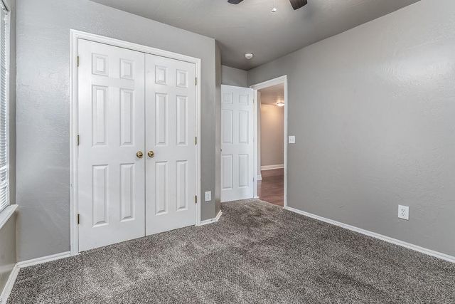 11017 NW 107th Circle, Yukon, OK 73099