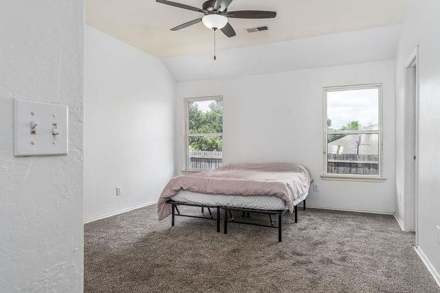 11017 NW 107th Circle, Yukon, OK 73099