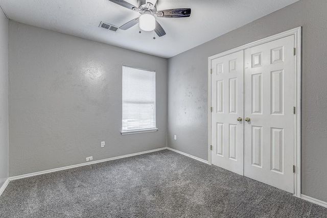 11017 NW 107th Circle, Yukon, OK 73099