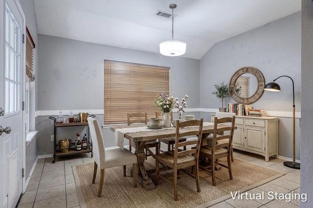 11017 NW 107th Circle, Yukon, OK 73099